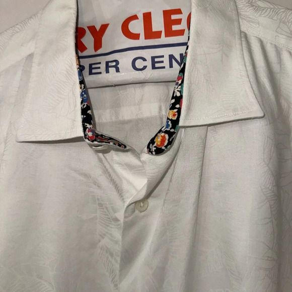 Bugatchi Shaped Fit Short Sleeve Shirt Large - white leaves stitching - Picture 7 of 12